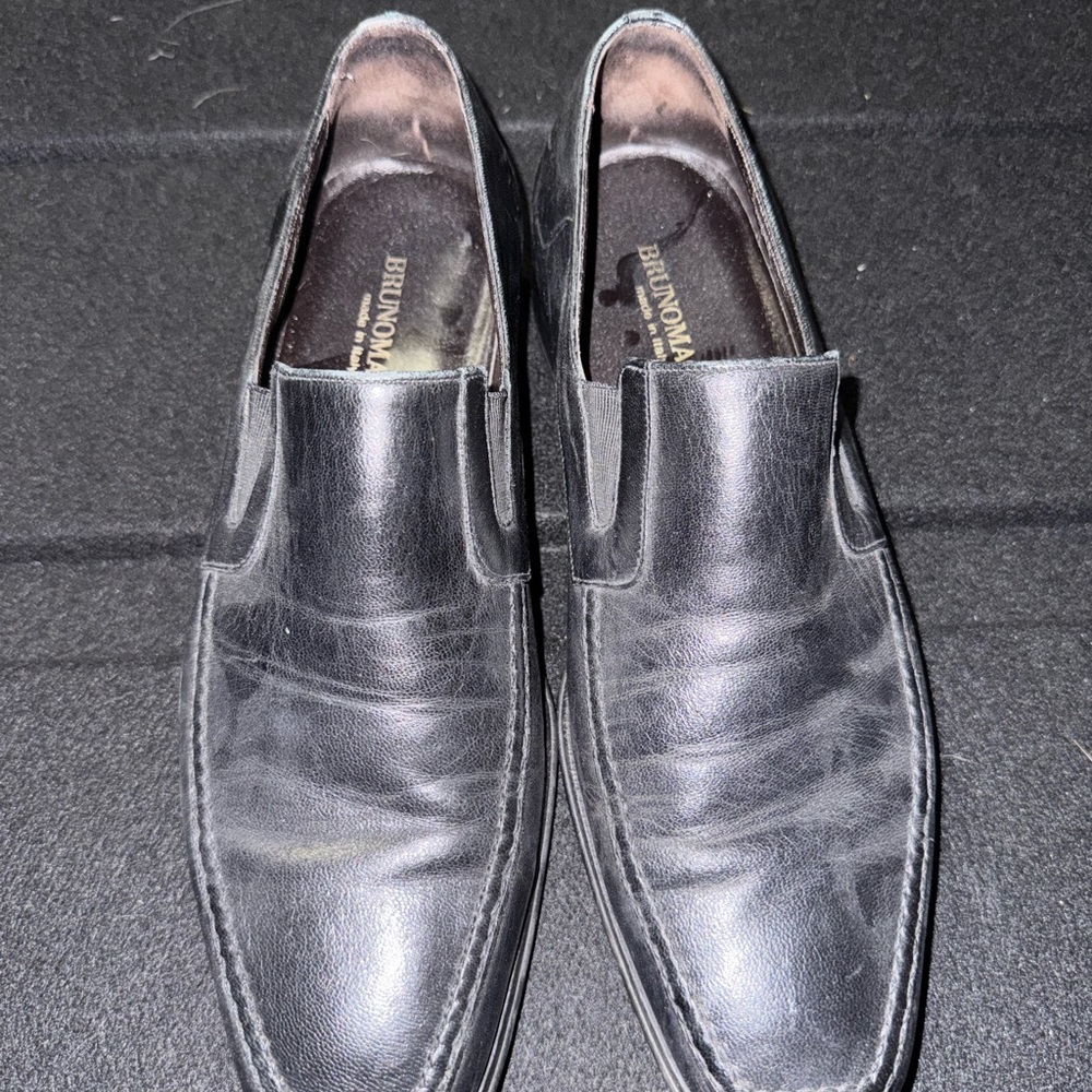 Bruno Magli Men's Classic Black Slip-On Loafers size 8.5